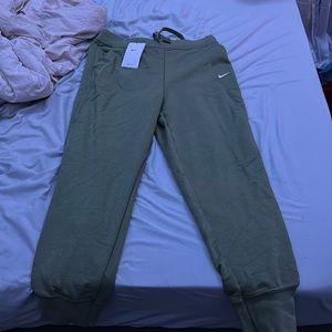 Dry Fit Nike Joggers